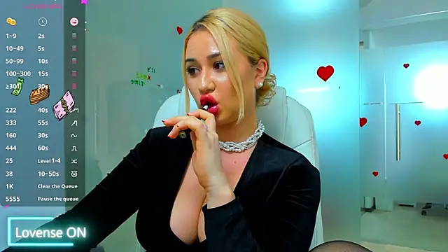 sassy madeline online show from 01/04/25, 11:22