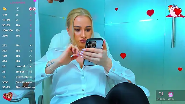 sassy madeline online show from 02/26/25, 12:05