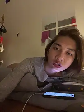 Snapshot of SweetCumFrancine chatting on 04/30/26, 12:00 SweetCumFrancine online show from 04/30/26, 12:00