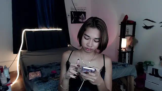 Snapshot of SweetCumFrancine chatting on 05/11/26, 08:53 SweetCumFrancine online show from 05/11/26, 08:53