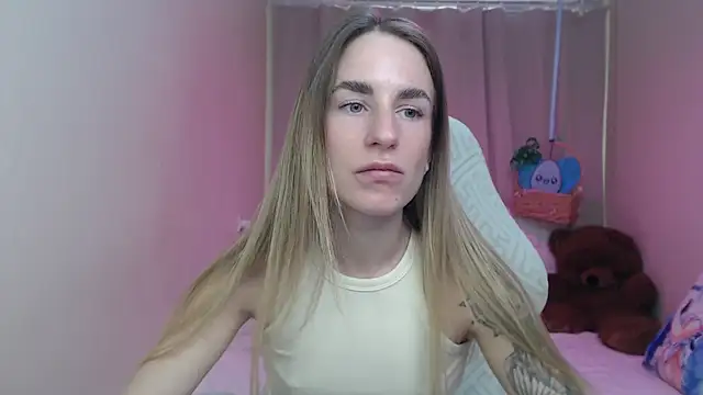 DeboraHorny online show from 04/04/26, 06:00