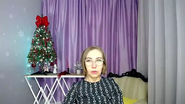 queen a n i online show from 03/02/26, 06:58