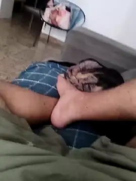 Snapshot of vini4016 chatting on 12/21/24, 04:14 vini4016 online show from 12/21/24, 04:14