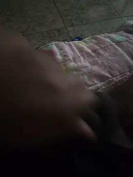 Snapshot of vini4016 chatting on 10/17/25, 09:17 vini4016 online show from 10/17/25, 09:17