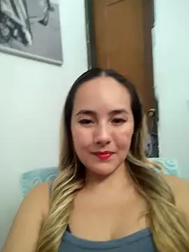 Snapshot of dream_sexxx_69 chatting on 04/20/26, 01:25 dream sexxx 69 online show from 04/20/26, 01:25
