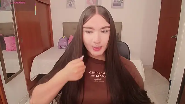 Snapshot of Miley_Baker chatting on 02/14/26, 01:41 Miley Baker online show from 02/14/26, 01:41