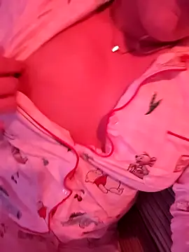 HotAriel online show from 06/30/26, 10:22