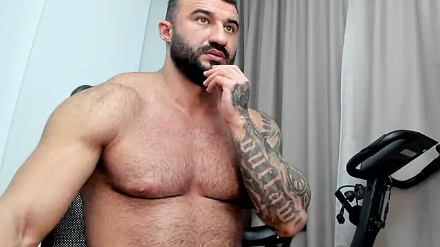 MuscleJohn online show from 12/19/24, 11:03