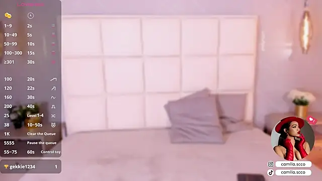 Snapshot of kem_hott chatting on 02/18/25, 04:04 kem hott online show from 02/18/25, 04:04