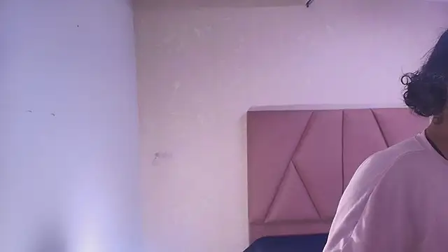 lay navas online show from 10/27/25, 07:18