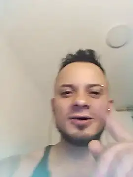 Snapshot of JacobJamess chatting on 07/21/26, 11:29 JacobJamess online show from 07/21/26, 11:29