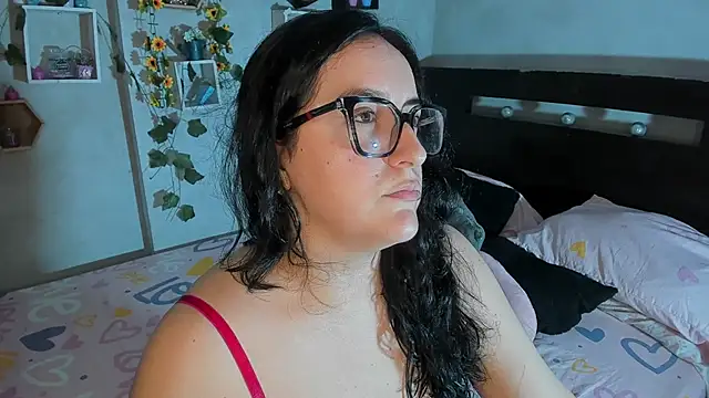 Snapshot of Cherry_jhoana chatting on 12/16/24, 12:48 Cherry jhoana online show from 12/16/24, 12:48