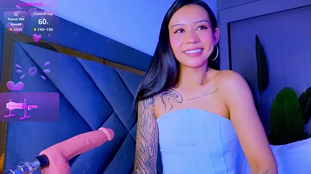 Mia Tin online show from 03/23/26, 07:29