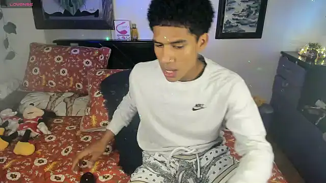 Snapshot of kimgodoy chatting on 11/16/25, 09:31 kimgodoy online show from 11/16/25, 09:31