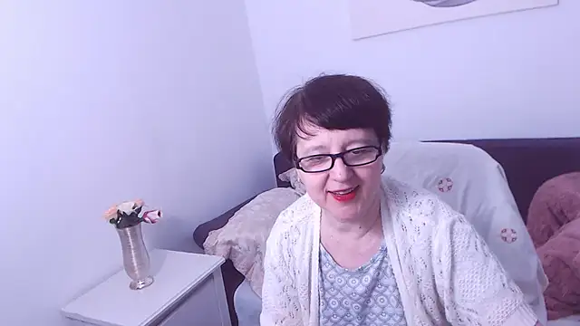 ChristaRose online show from 01/31/25, 04:38