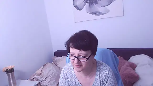 ChristaRose online show from 11/15/25, 05:42