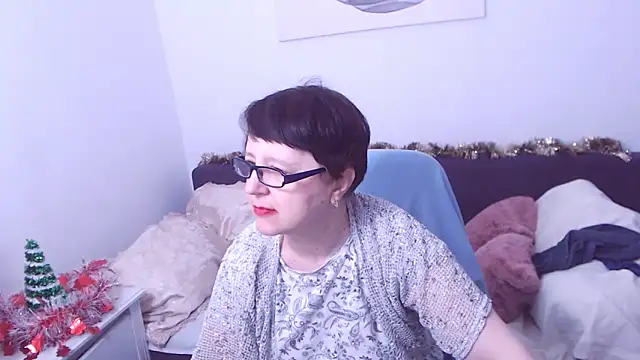 ChristaRose online show from 12/22/25, 01:46