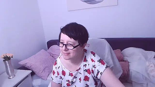 ChristaRose online show from 03/31/26, 05:57