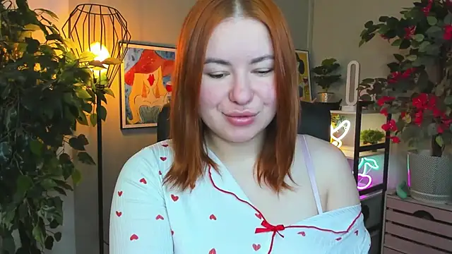 LAYLAxSTAR online show from 12/14/25, 07:47