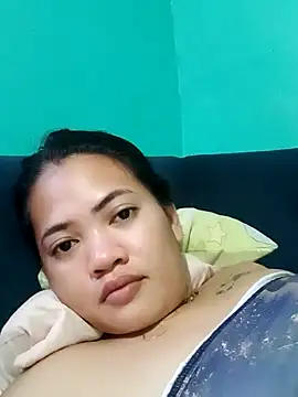 Snapshot of amariaxxx388 chatting on 02/14/25, 12:09 amariaxxx388 online show from 02/14/25, 12:09