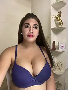 Snapshot of SexyFatHugeCock chatting on 05/18/26, 10:32 SexyFatHugeCock online show from 05/18/26, 10:32