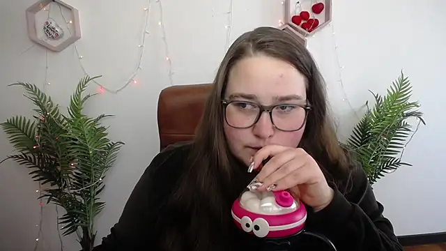 XX Daniella XX online show from 04/13/26, 06:30