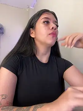 Snapshot of Alhanna_ chatting on 03/20/25, 06:08 Alhanna online show from 03/20/25, 06:08