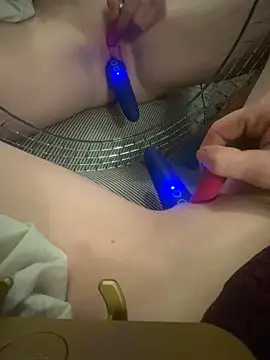 ToysRus24 online show from 12/15/24, 01:43