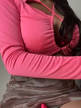 Snapshot of DulceMya6 chatting on 07/07/26, 12:31 DulceMya6 online show from 07/07/26, 12:31