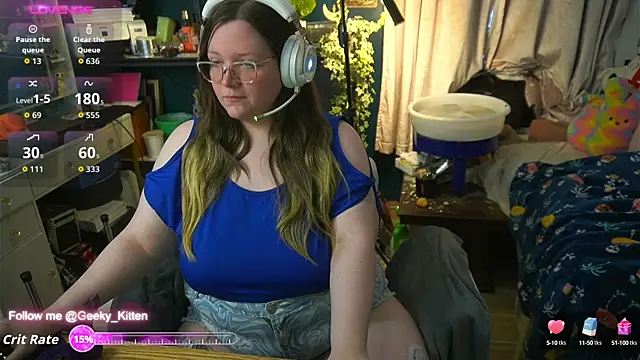 Snapshot of Geeky_Kitten chatting on 09/12/25, 01:22 Geeky Kitten online show from 09/12/25, 01:22