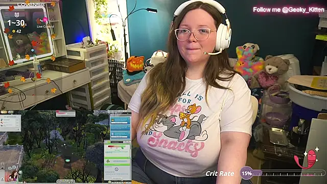 Snapshot of Geeky_Kitten chatting on 10/16/25, 01:23 Geeky Kitten online show from 10/16/25, 01:23