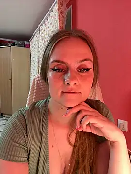 SophiaSweet  online show from 03/07/26, 05:32