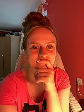 SophiaSweet  online show from 03/15/26, 08:31