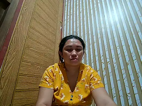 LalaiAsian online show from 12/19/25, 03:52