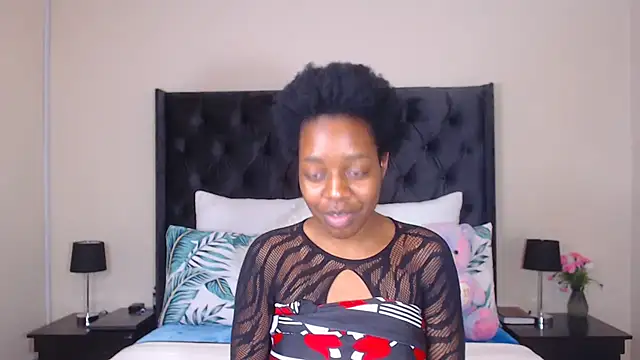 Snapshot of Sexynaughty_Gal chatting on 12/07/24, 08:38 Sexynaughty Gal online show from 12/07/24, 08:38