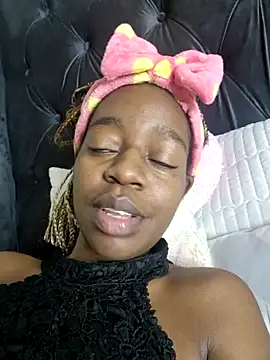 Snapshot of Sexynaughty_Gal chatting on 02/15/25, 08:33 Sexynaughty Gal online show from 02/15/25, 08:33