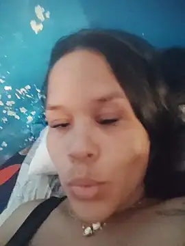 valentina gil69 online show from 11/06/25, 07:04