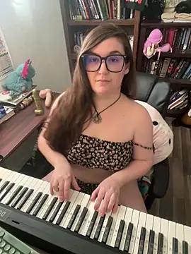 Adobe Angel online show from 02/04/26, 09:09