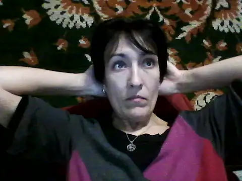 SunnyAmorre online show from 11/04/25, 09:52