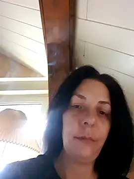 Snapshot of LaraLoviaAndFriends chatting on 02/21/25, 07:23 LaraLoviaAndFriends online show from 02/21/25, 07:23