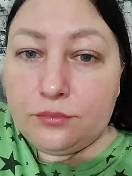 Rini333 online show from 10/27/25, 06:17