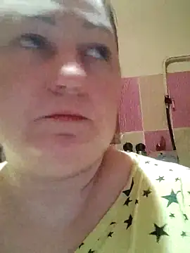 Snapshot of Rini333 chatting on 05/06/26, 10:37 Rini333 online show from 05/06/26, 10:37