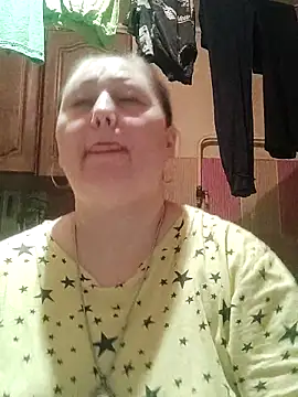 Snapshot of Rini333 chatting on 05/27/26, 08:39 Rini333 online show from 05/27/26, 08:39