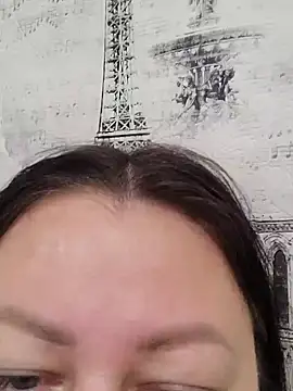 Snapshot of Rini333 chatting on 06/05/26, 10:10 Rini333 online show from 06/05/26, 10:10