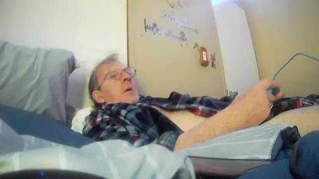 jck1m0t online show from 01/04/25, 08:05