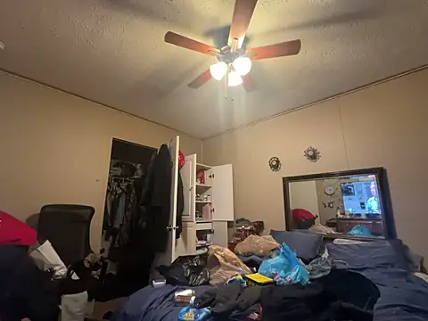 jck1m0t online show from 02/23/25, 01:35