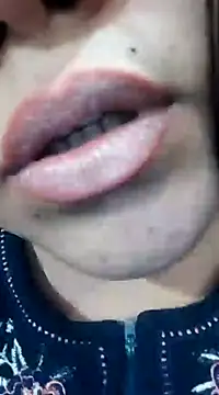 Snapshot of Srishtijain51 chatting on 01/15/25, 12:15 Srishtijain51 online show from 01/15/25, 12:15