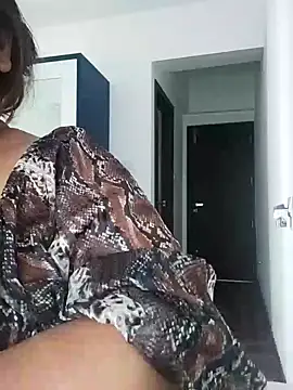 Snapshot of Srishtijain51 chatting on 02/08/25, 10:50 Srishtijain51 online show from 02/08/25, 10:50