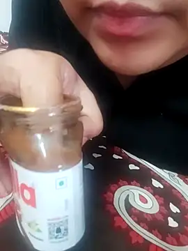 Snapshot of Srishtijain51 chatting on 02/16/25, 10:43 Srishtijain51 online show from 02/16/25, 10:43