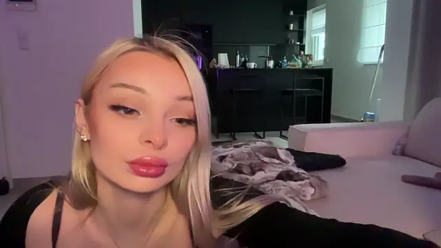 HannaXLove online show from 02/01/26, 03:10